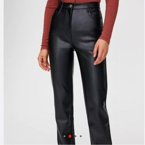 Aritzia Melina - size 4